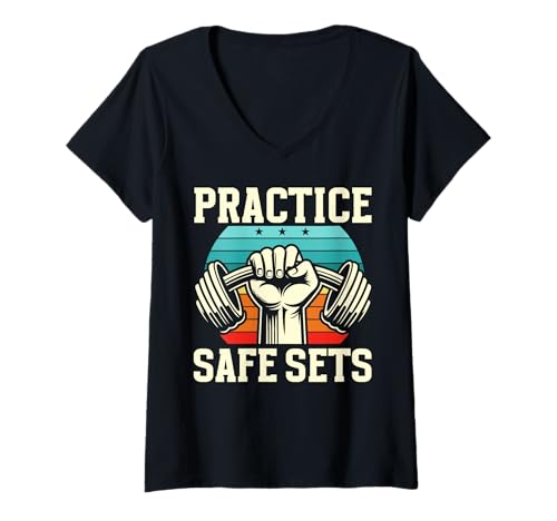 Damen Practice Safe Sets Fitness Workout Training Retro Hantel T-Shirt mit V-Ausschnitt Damen Practice Safe Sets Fitness Workout Training Retro Hantel T-Shirt mit V-Ausschnitt von Funny Weightlifting Gym Quote Gifts Men Women