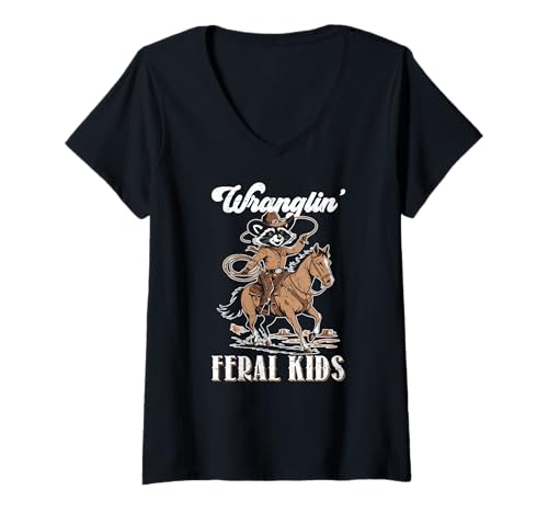 Damen Wranglin' Feral Cowboy mit Humor für Kinder T-Shirt mit V-Ausschnitt Damen Wranglin' Feral Cowboy mit Humor für Kinder T-Shirt mit V-Ausschnitt von Funny Wrangling Feral Kids Apparel