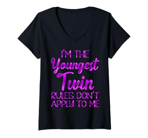 Damen Youngest Twin Shirt Geburtstag Geschwister Lustige Zwillinge Matching T-Shirt mit V-Ausschnitt Damen Youngest Twin Shirt Geburtstag Geschwister Lustige Zwillinge Matching T-Shirt mit V-Ausschnitt von Funny matching twins , youngest oldest twin shirt