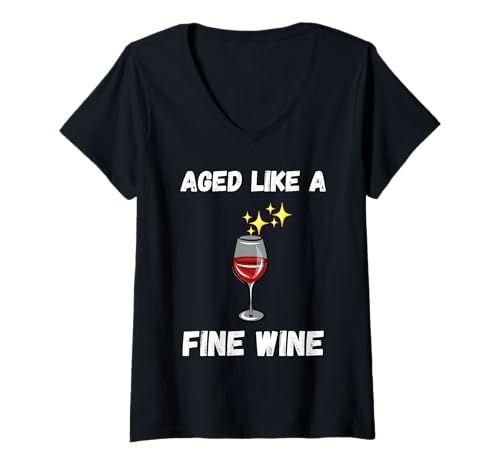 Damen Lustiges Zitat "Aged like a fine wine" senior citizens wine lover T-Shirt mit V-Ausschnitt Damen Lustiges Zitat "Aged like a fine wine" senior citizens wine lover T-Shirt mit V-Ausschnitt von Funny senior wine lover quotes apparel