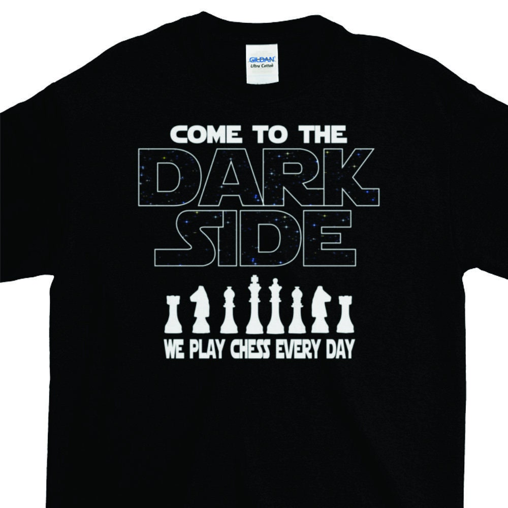 Schach T-Shirt Schachspieler Geschenk Geburtstagsgeschenk Cooles Shirt Unisex Schach-Liebhaber-Geschenk Schach-Shirt Lustiges von FunnyGuyStore