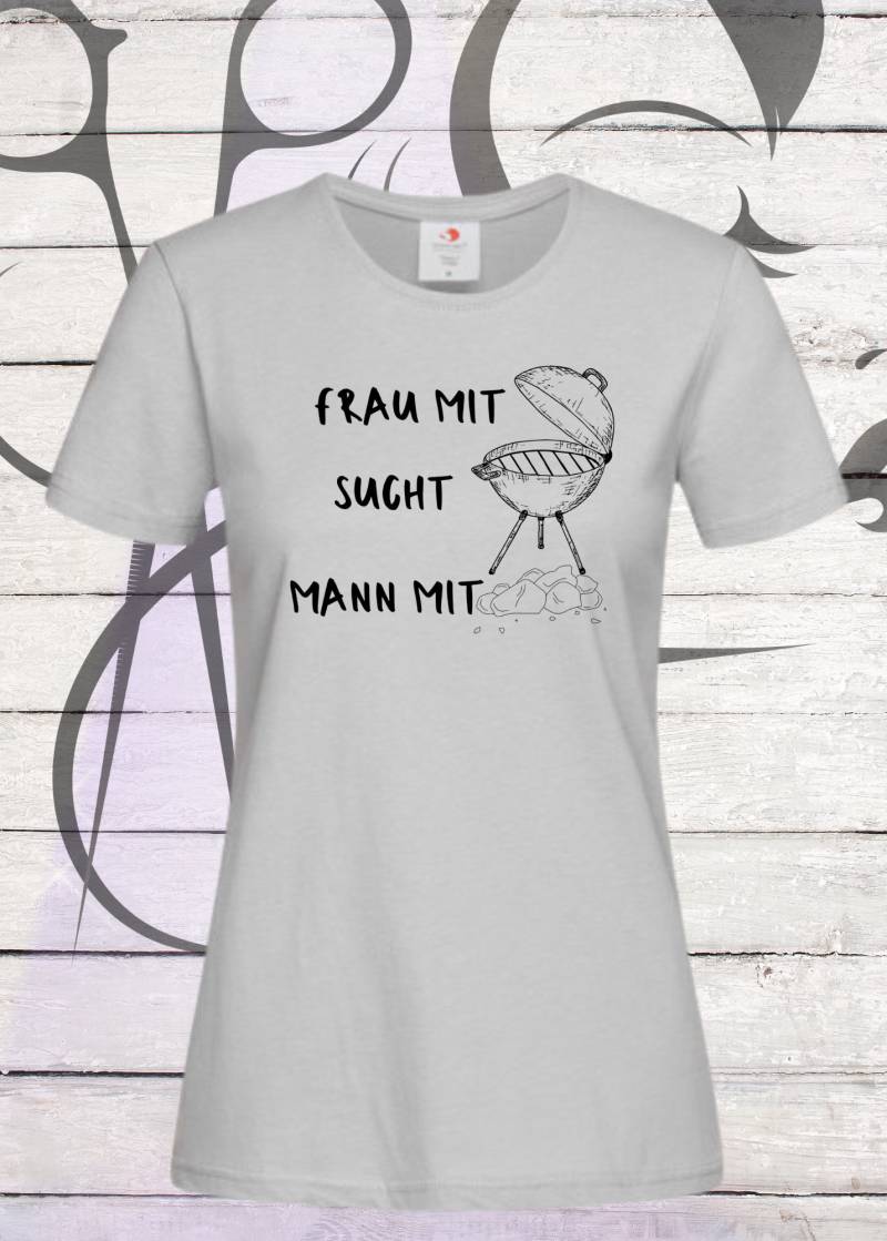 Damen T-Shirt "Frau Mit Grill Sucht Mann Kohle' Witziges Geschenk von FunnyZoomStore