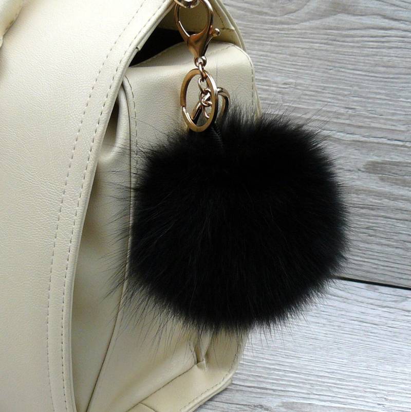 Schwarzer Pom Schlüsselanhänger, Taschenanhänger, Mode Accessoire Für Handtaschen, Flauschiger Fuchs Fell Geschenk Sie Schwarzer Pom Schlüsselanhänger, Taschenanhänger, Mode Accessoire Für Handtaschen, Flauschiger Fuchs Fell Geschenk Sie von FurAccessoriesUA