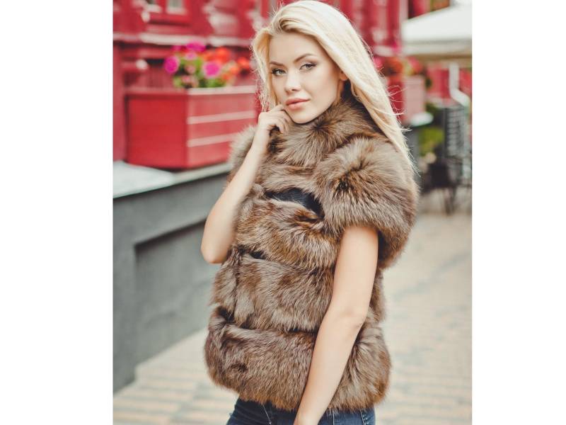 Braune Fuchspelzweste Für Frauen | Ärmellose Winterjacke Echtpelz Plus Size Gilet von FurForestfox