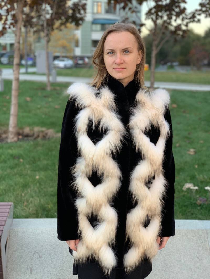 Echter Biber Und Waschbär Pelzmantel Für Frauen von FurForestfox