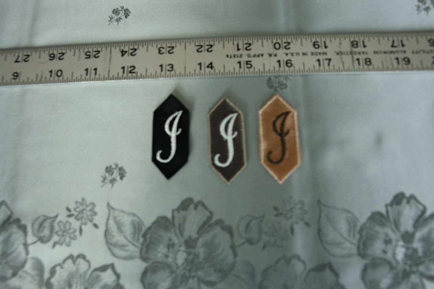 Bestickt Monogrammed Initial - Ich von FurUsedGold