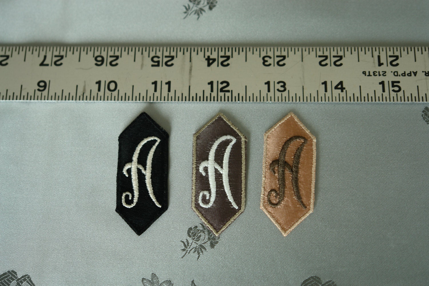 Bestickte Monogrammiert Initial - A von FurUsedGold