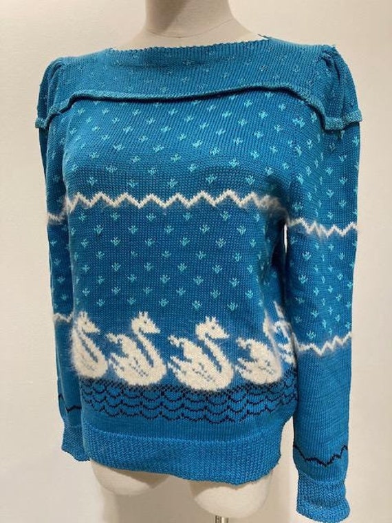 Schwan 80Er Jahre Pullover Blau Weiss Angora Glitzer Wintermärchen Vintage Schwan 80Er Jahre Pullover Blau Weiss Angora Glitzer Wintermärchen Vintage von FuroreVintageShop