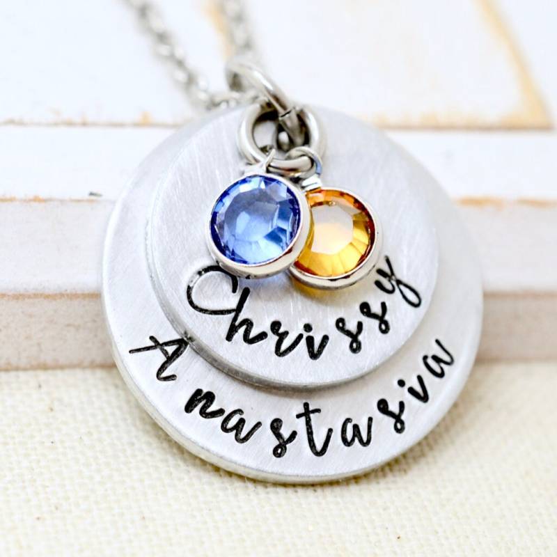 Personalisierte Birthstone Halskette Geschenk Für Mama, Individuell Gravierte Namenskette, Sie, Mutterhalskette von FutureHeirloomDesign