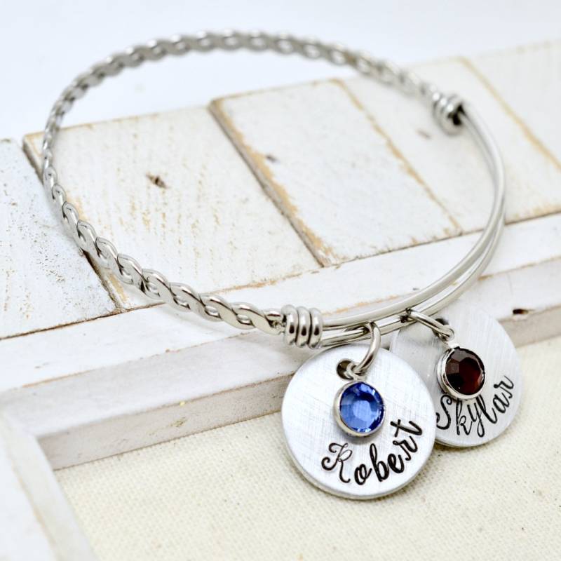 Personalisiertes Namensarmband, Geburtsstein Armband, Mutter Familie Armreif, Kinder Geschenk Für Sie von FutureHeirloomDesign