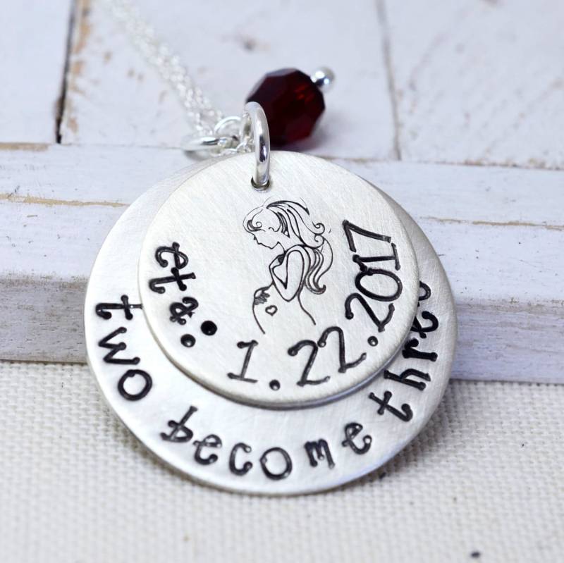 Zwei Werden Drei Mutter Halskette - Personalisierte Neue Mama Baby Schmuck Schwangerschaft Ankündigung Shower Muttertag Geschenk von FutureHeirloomDesign