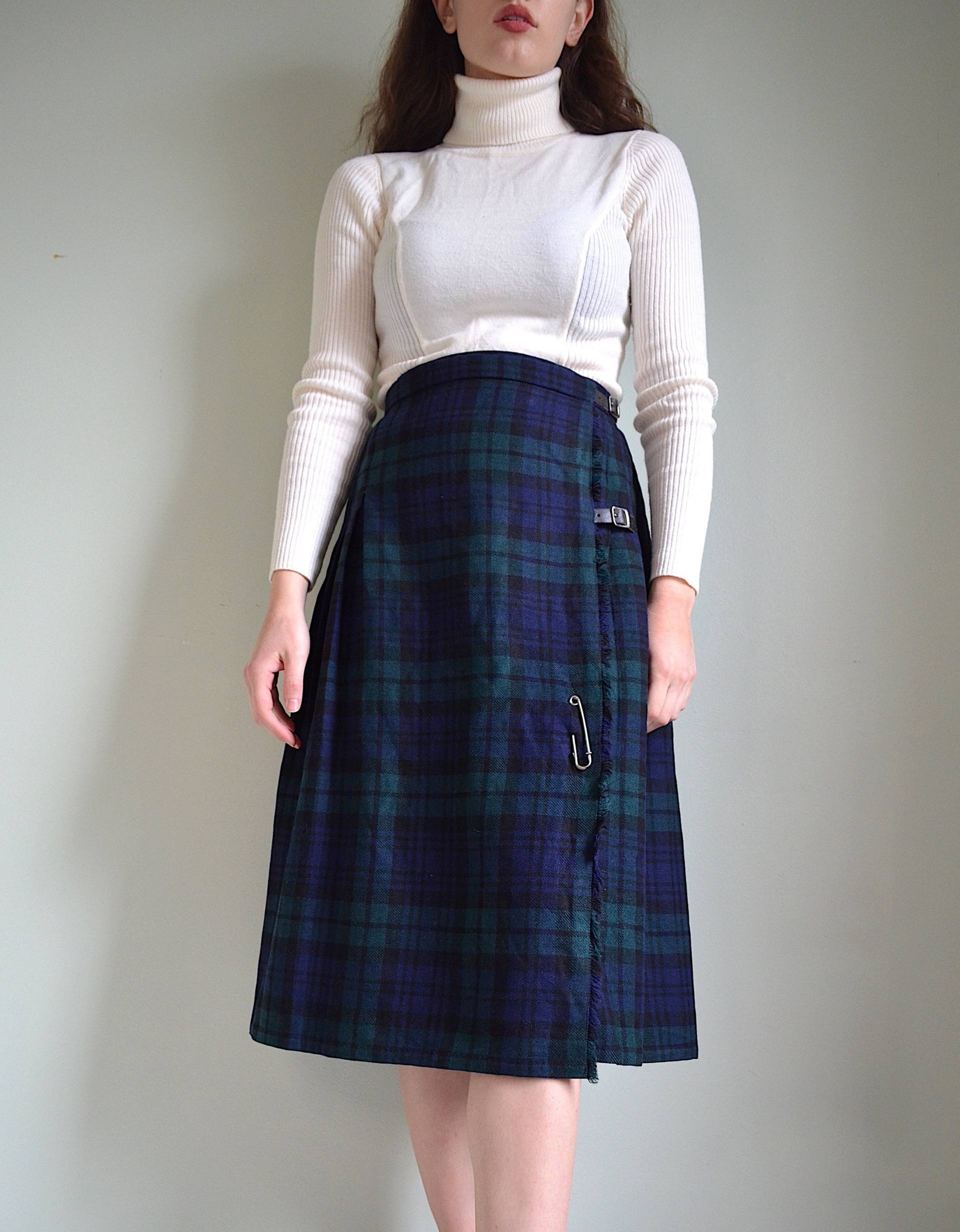 Vintage 80Er Schurwolle Blau Grün Kariert Midi A-Linie Wickelrock Made in Great Britain Beschriftet Größe 38 Passt Extra Klein/Klein Vintage 80Er Schurwolle Blau Grün Kariert Midi A-Linie Wickelrock Made in Great Britain Beschriftet Größe 38 Passt Extra Klein/Klein von FuturefriendlyFinds