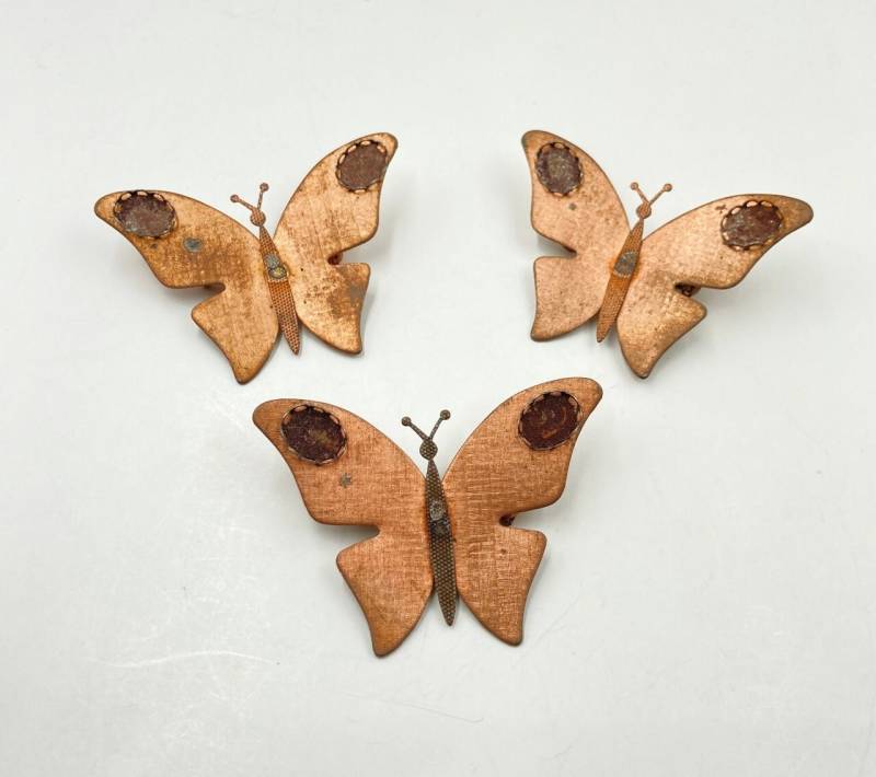 3 Vintage Alter Kupfer Beschichtete Butterfly Bar Pins Mit Zwei 10x8mm. Ovale Flügel Brosche L702 von Futuryo