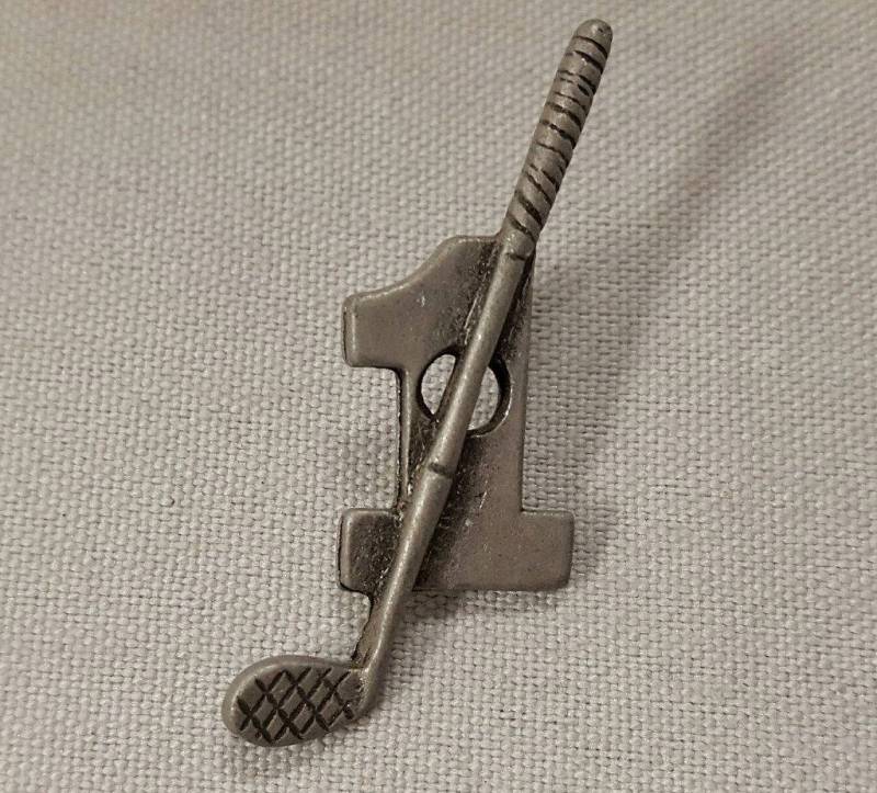 3 Vintage-Golfschläger Aus Echtem Massivem Zinn, Loch in Einem 1, 5-Zoll-Pin-Rückseite, S37 von Futuryo