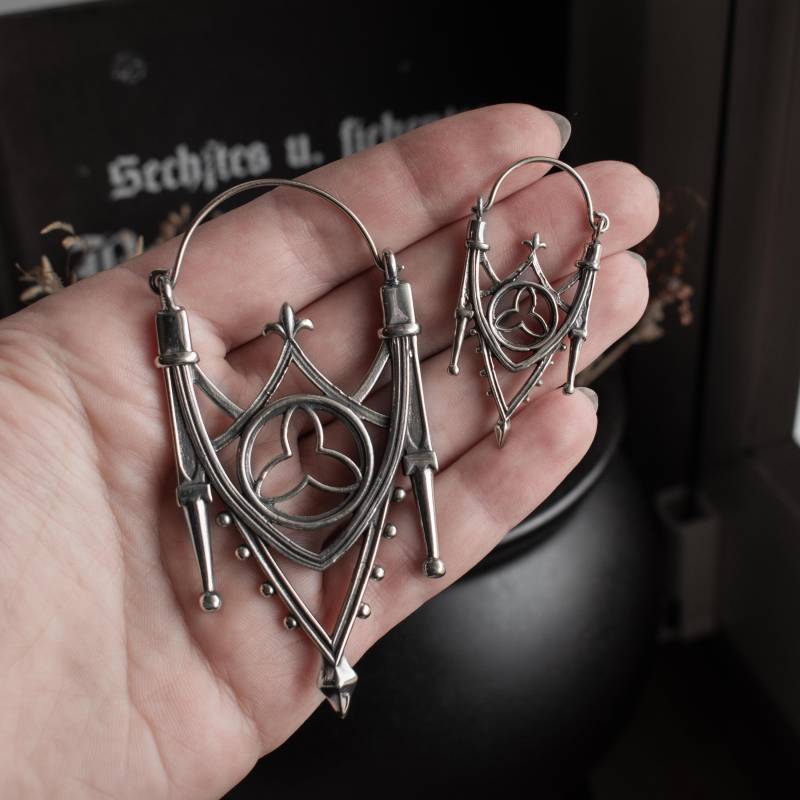 Gothic Arch Earrings | Silver Or Gold Color Small & Large Ear Hangers Cathedral Medieval Pair von FuxJewellerySale