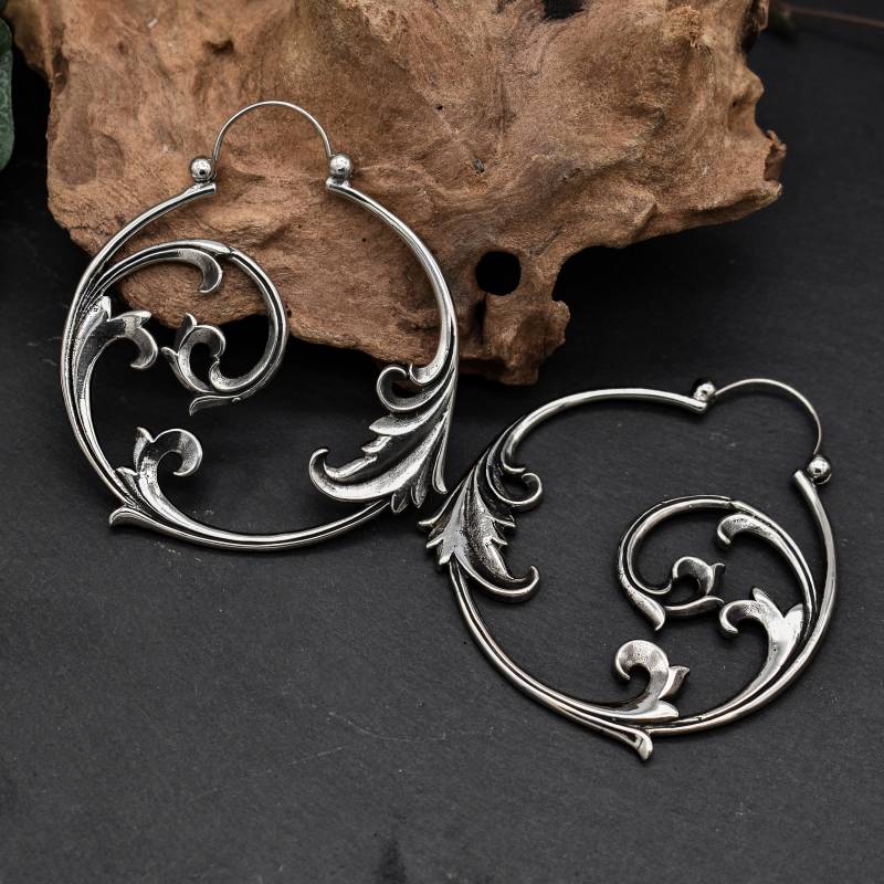 Gothic Ornament Earrings Hoops Silver von FuxJewellerySale
