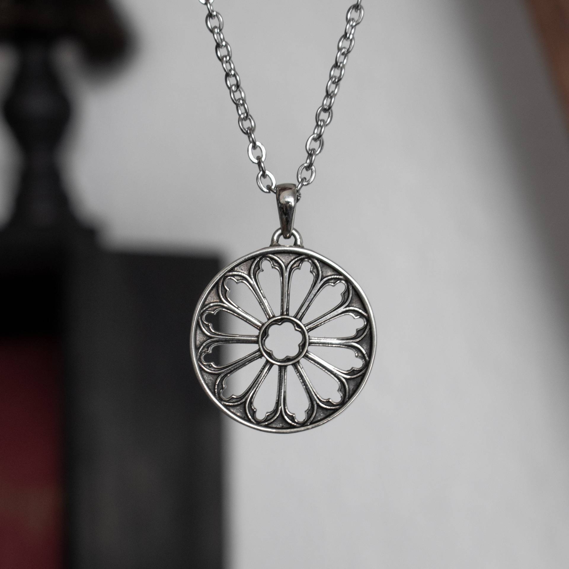 Medieval Gothic Cathedral Rose Window Necklace | Silver & Gold Color Medieval Gothic Cathedral Rose Window Necklace | Silver & Gold Color von FuxJewellerySale