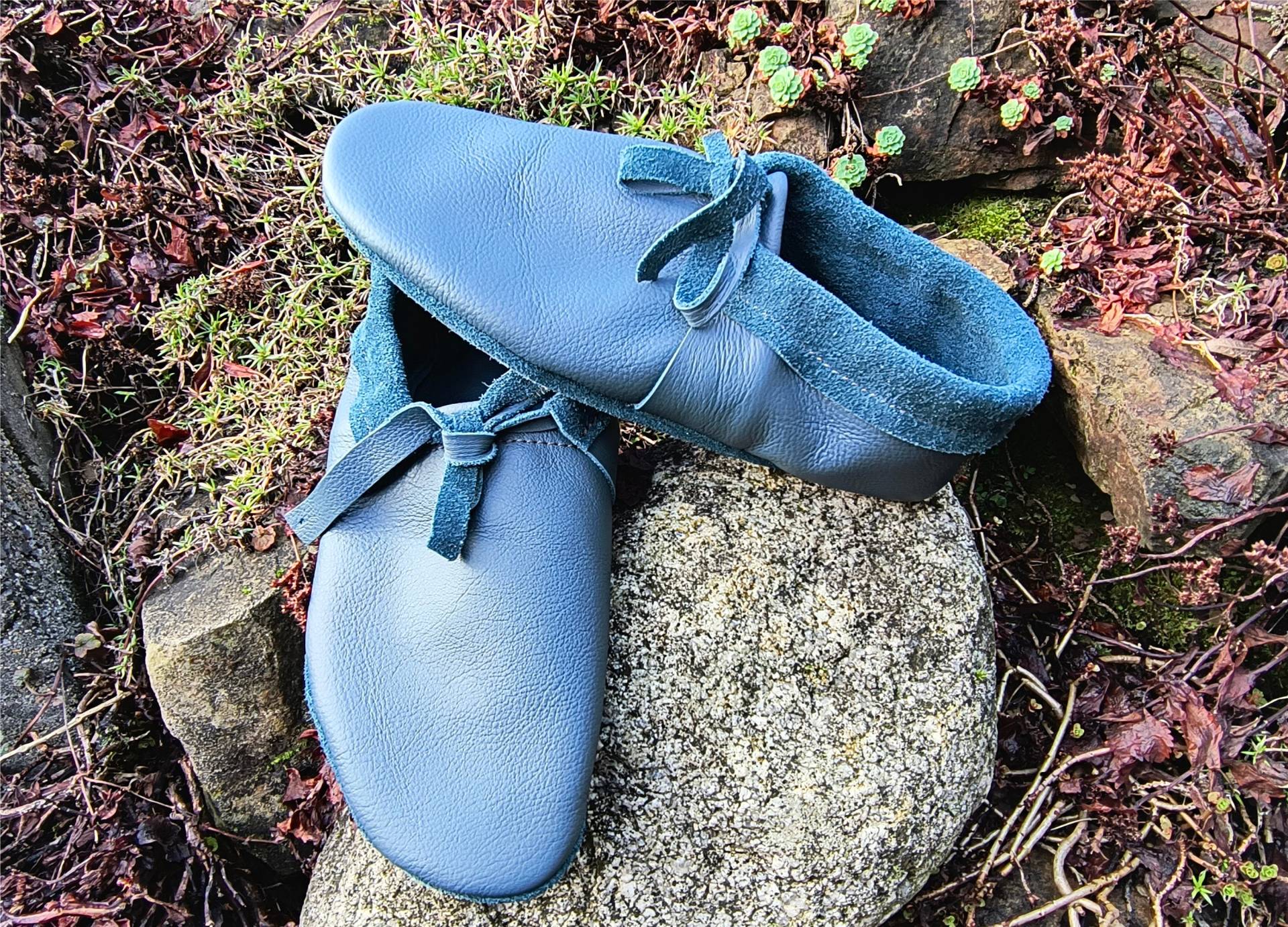 Weiche Lederpuschen Für Erwachsene. Mokassin Slipper Barfußschuhe Hausschuhe Erwachsene Uni - Alle Farben von FuxisKrabbelschuhe