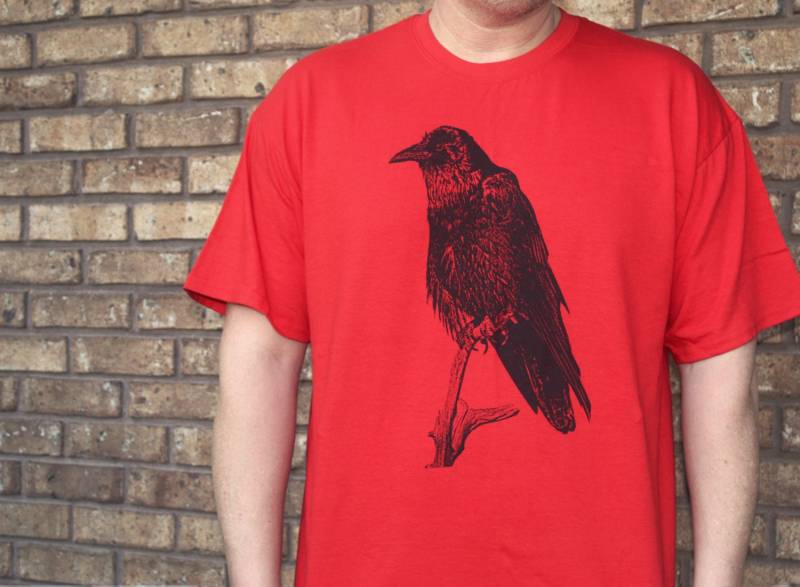 Rabe Tshirt - Baltimore, Crow Kurzarm Unisex T-Shirt Shirt von FuzzyMug