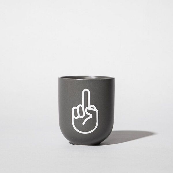 Fyngers Handgemachter Becher aus Porzellan - Modell F*CK YOU - Füllmenge 330ml - Mattlasur von Fyngers