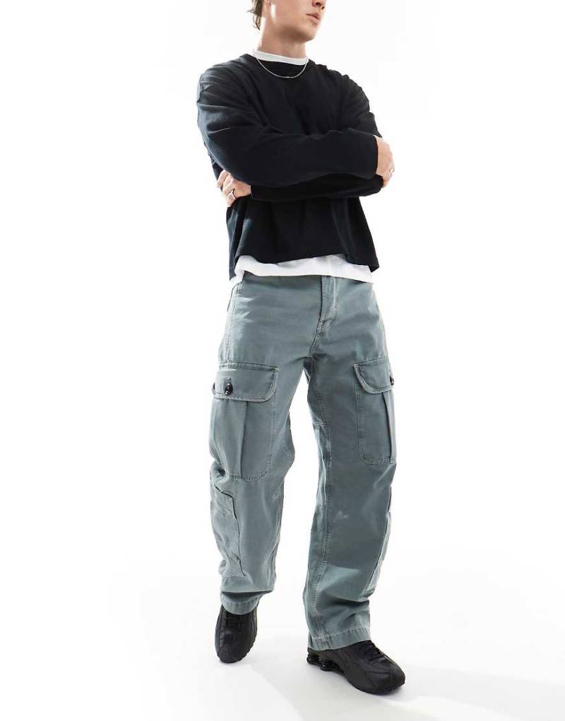 G-Star - Bend 3D - Locker sitzende Cargo-Jeans in Salbeigrün von G-Star