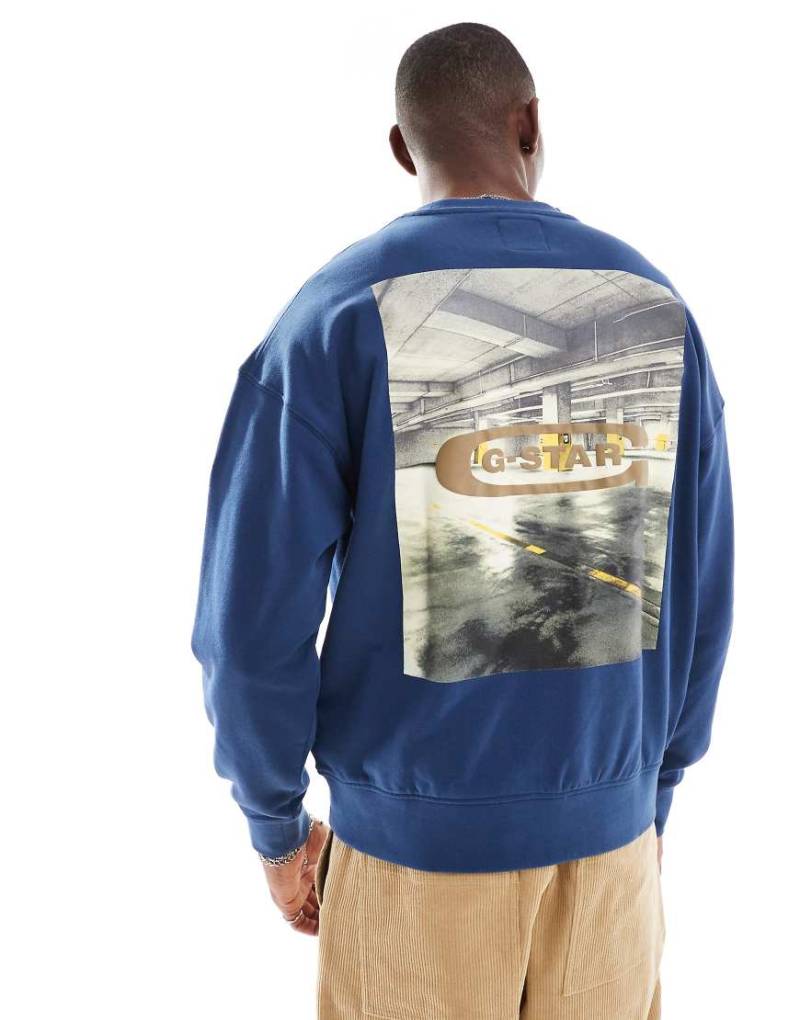 G-Star - Oversize-Sweatshirt in Dunkelblau mit Brust-Logo und Foto-Rückenprint von G-Star