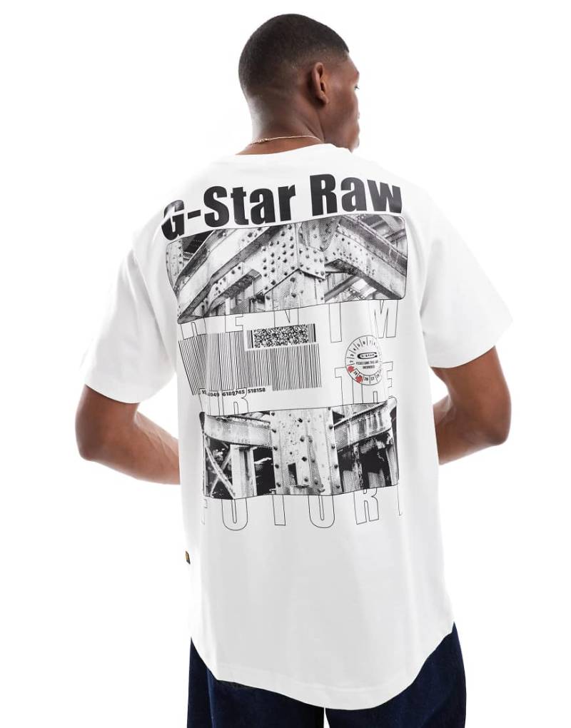G-Star - Oversize-T-Shirt in Weiß mit Barcode-Print auf Brust und Rücken von G-Star