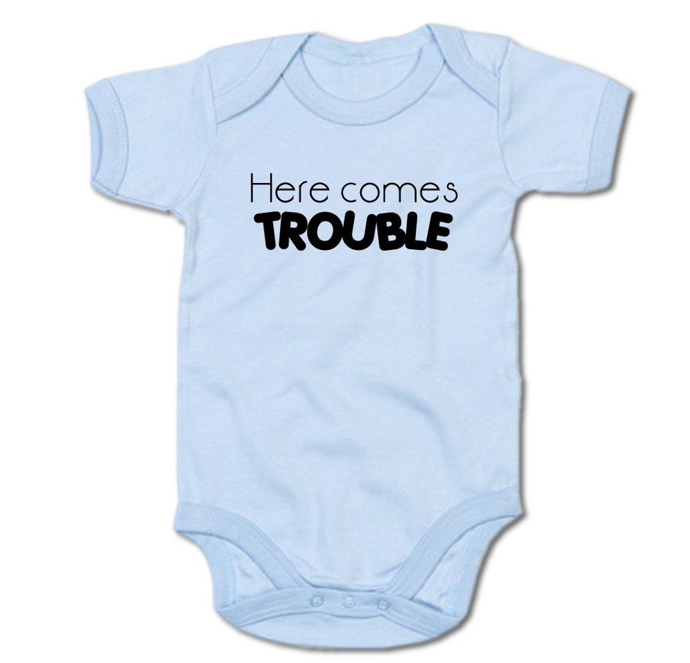 G-graphics Kurzarmbody Here comes Trouble Baby Body mit Spruch / Motiv / Aufdruck von G-graphics