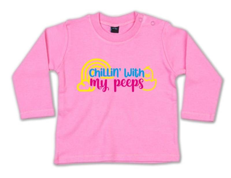 G-graphics Longsleeve Chillin´ with my peeps Baby Sweater / Longsleeve T mit Spruch für coole Babys von G-graphics