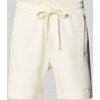 GABBA Regular Fit Sweatshorts mit Strukturmuster Modell 'Tim' in Ecru, Größe XXL GABBA Regular Fit Sweatshorts mit Strukturmuster Modell 'Tim' in Ecru, Größe XXL von GABBA
