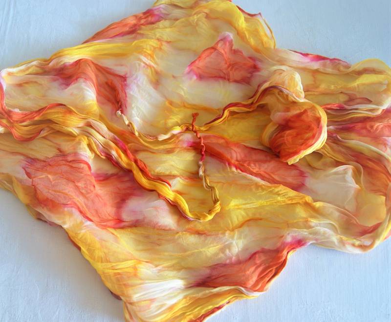 148 Fundgrube - Crash-Seidentuch Frühlingstyp Ausgangsgröße Ca.90x90cm 148 Fundgrube - Crash-Seidentuch Frühlingstyp Ausgangsgröße Ca.90x90cm von GABIKII