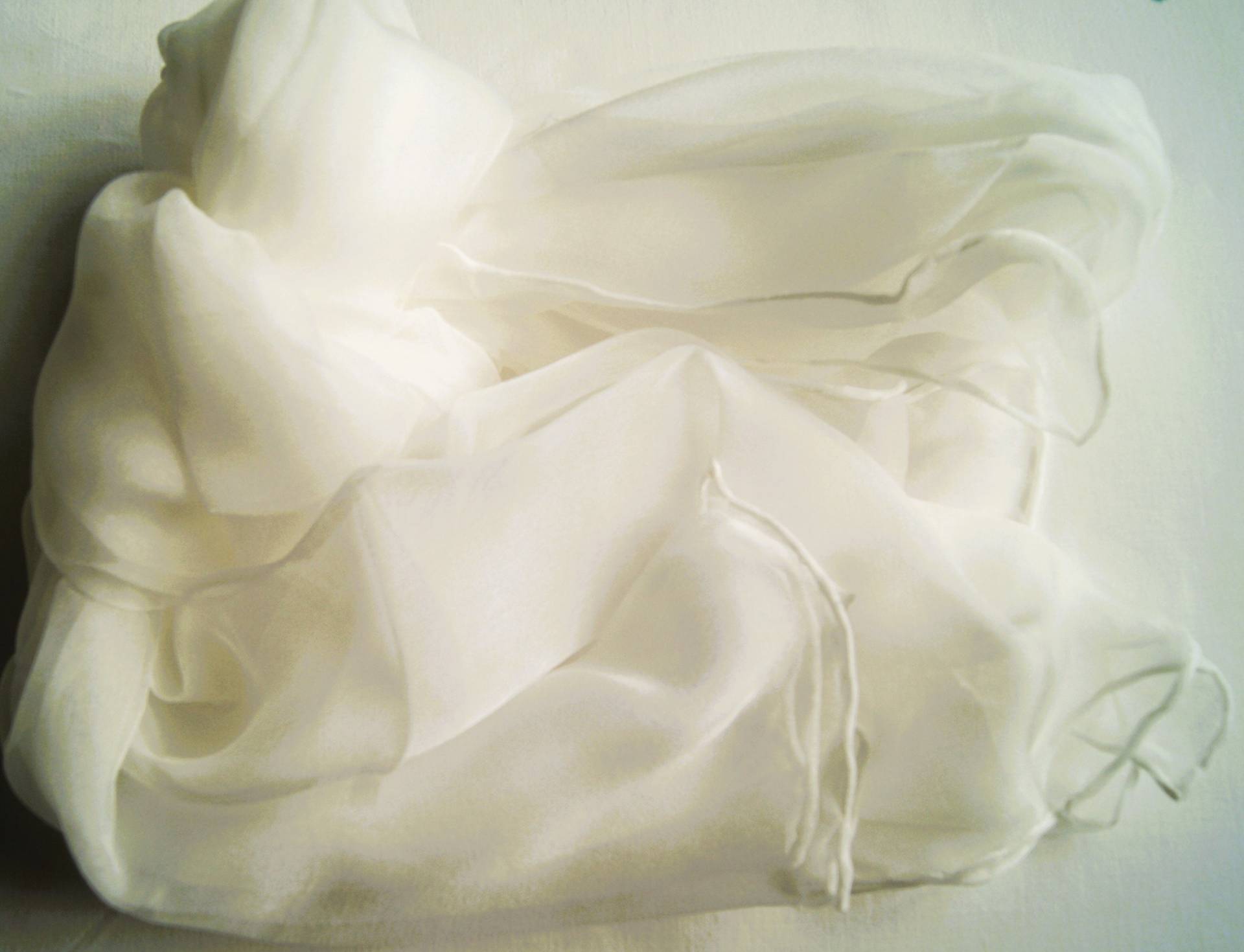 staffelpreise - Chiffonschal Weiß Uni Ca. 45x180cm staffelpreise - Chiffonschal Weiß Uni Ca. 45x180cm von GABIKII