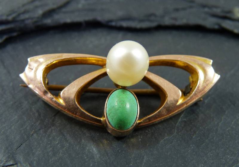 Antike Jugendstil Perle & Türkis 9 Karat Gold Brosche Entworfen Von Murrle Bennett 1900S Antike Jugendstil Perle & Türkis 9 Karat Gold Brosche Entworfen Von Murrle Bennett 1900S von GADantiques