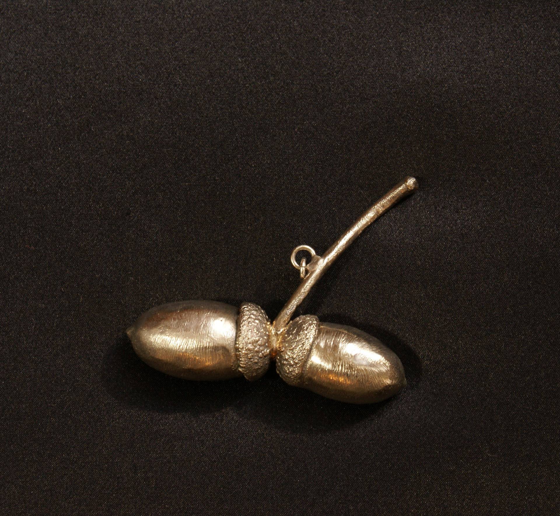 Anhänger Echte Eicheln Versilbert, Pendant Genuine Acorns Silver Plated Anhänger Echte Eicheln Versilbert, Pendant Genuine Acorns Silver Plated von GALVANITY