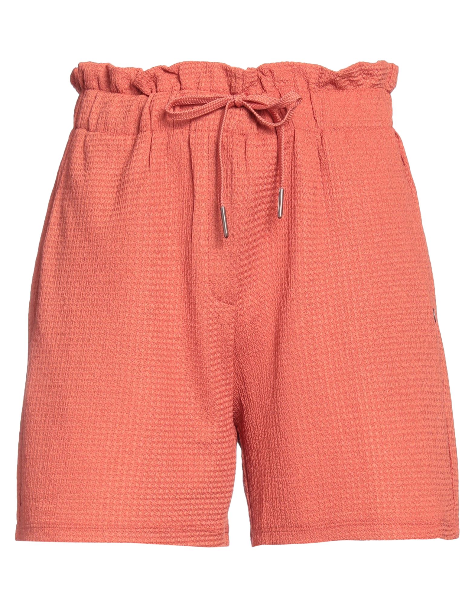 GARCIA Shorts & Bermudashorts Damen Koralle von GARCIA