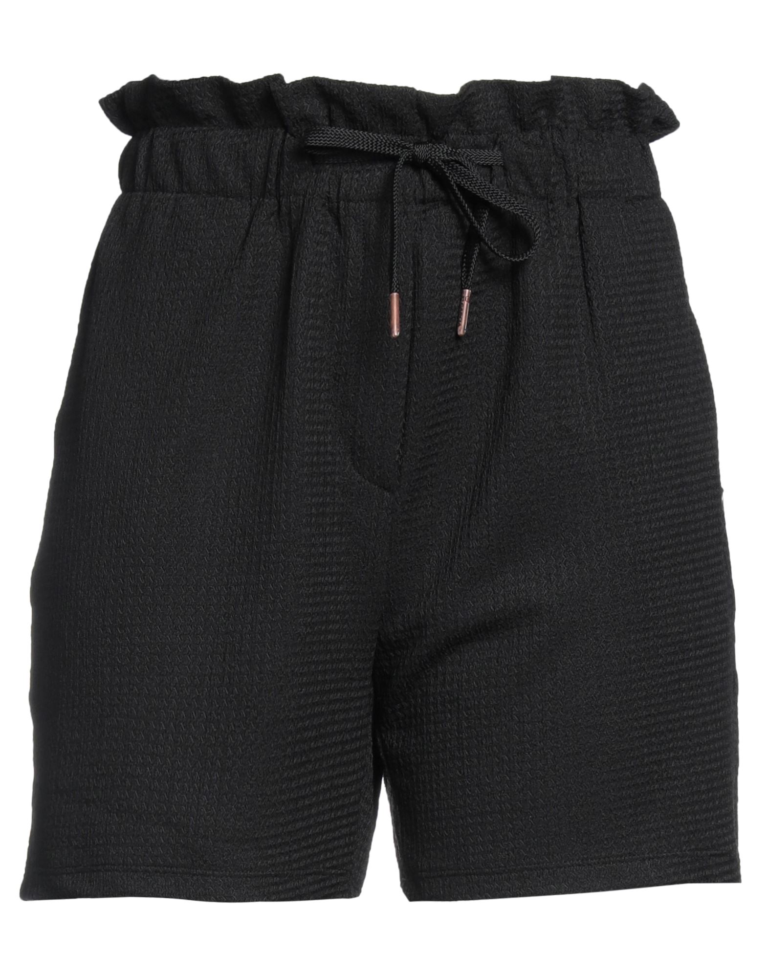 GARCIA Shorts & Bermudashorts Damen Schwarz von GARCIA