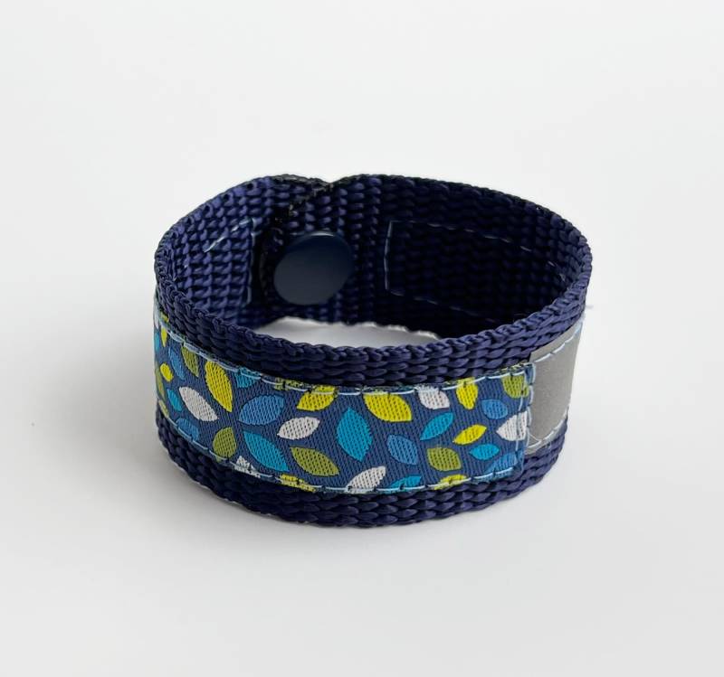 Sos Armband Elternfinder Blütenblätter/Kinderarmband Für Telefonnummer Id Notfallarmband Blau Wasserfest Größenverstellbar von GARNichtschlecht