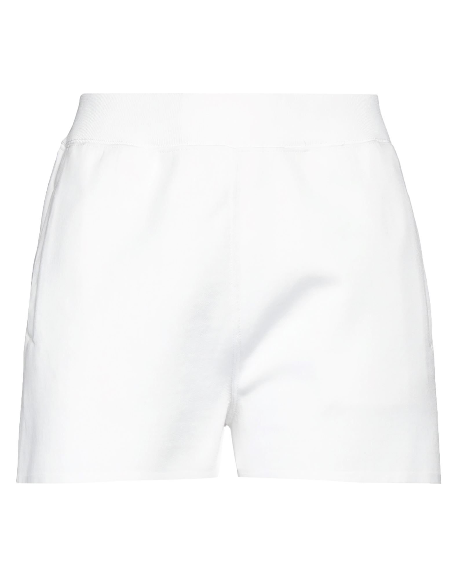 GAUGE81 Shorts & Bermudashorts Damen Weiß von GAUGE81