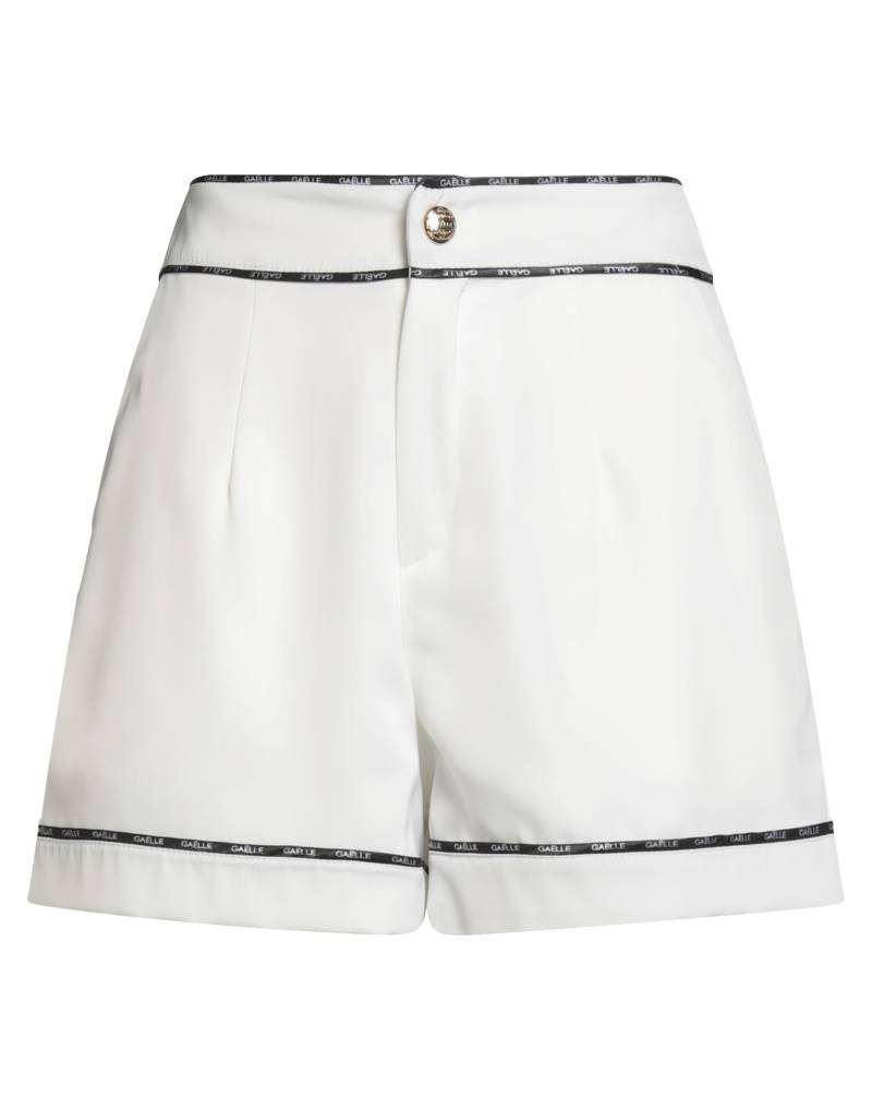 GAëLLE Paris Shorts & Bermudashorts Damen Off white von GAëLLE Paris