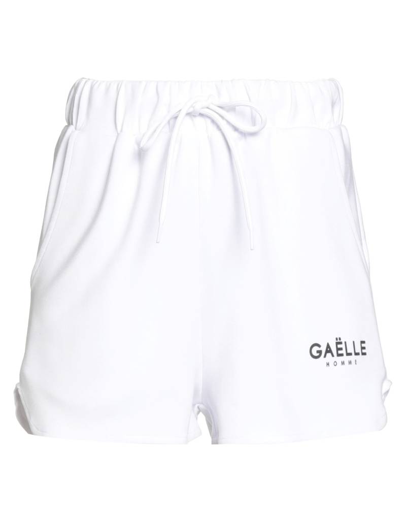 GAëLLE Paris Shorts & Bermudashorts Damen Weiß von GAëLLE Paris