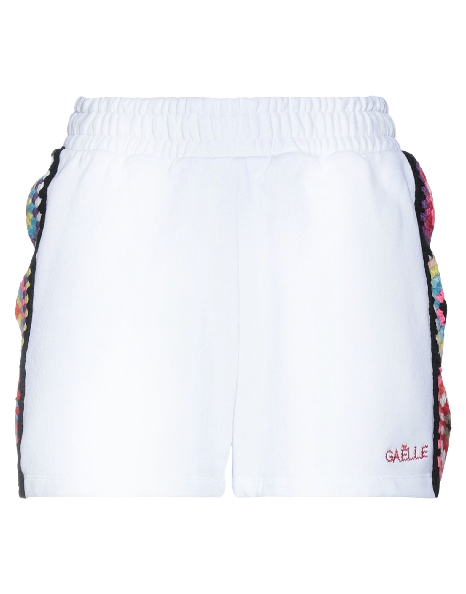 GAëLLE Paris Shorts & Bermudashorts Damen Weiß von GAëLLE Paris