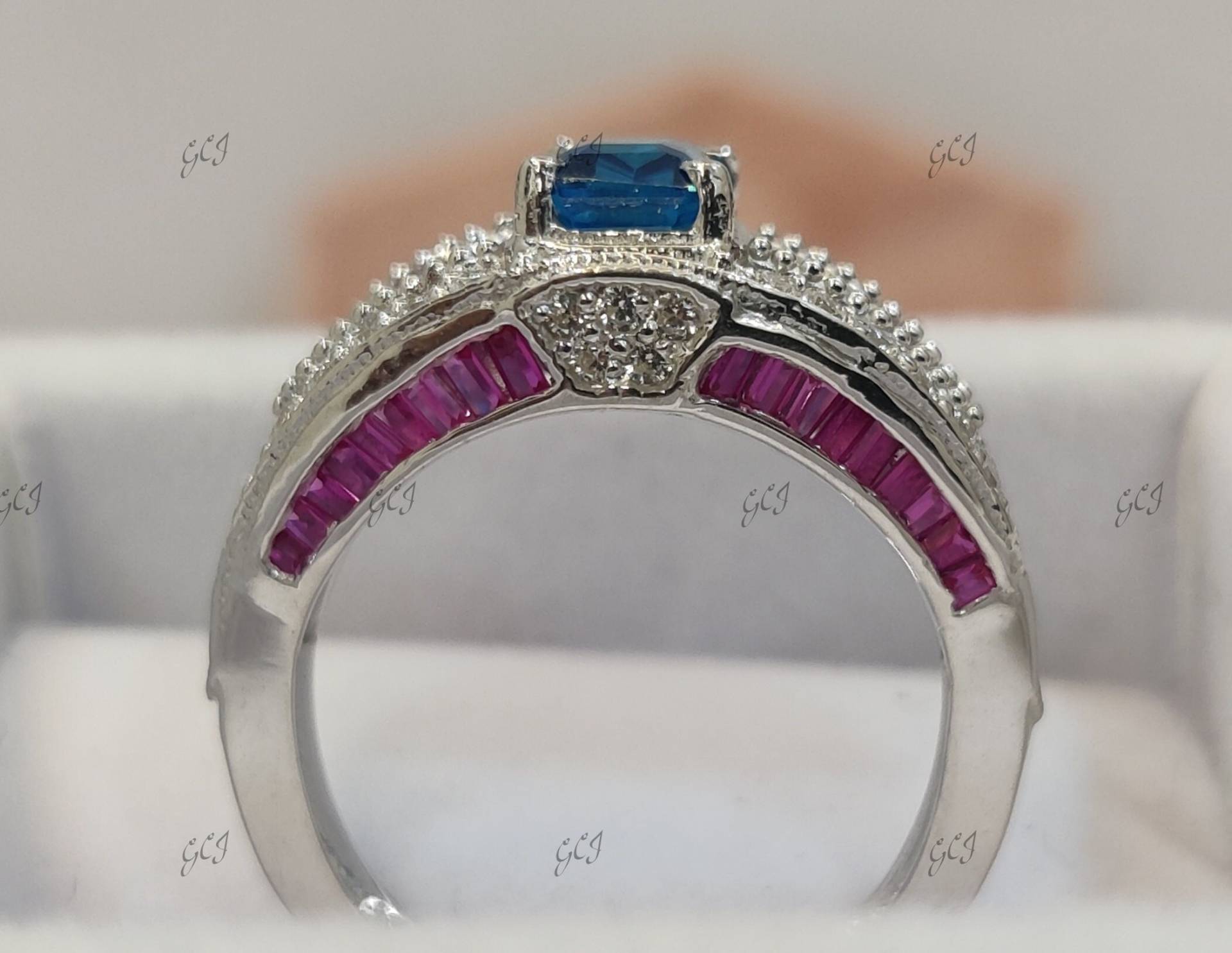 Antiker 2.00 Ct London Topas Blauer Smaragdschliff Diamant-Verlobungsring Ehering in 925 Sterlingsilber, Antike Verlobungsringe, Geschenk Für Sie von GCJEWELIN