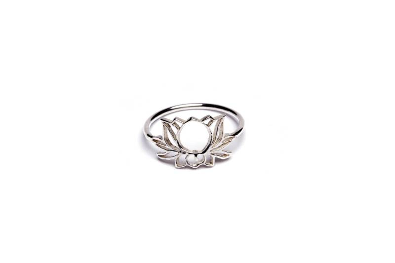sterling Silber 925 Lotus Ring Blume Boho Einfachen Zierliche Yogi Geschenk Minimal Boxed, Kostenlose Uk Lieferung Lt2 von GECKOSPIRITUS