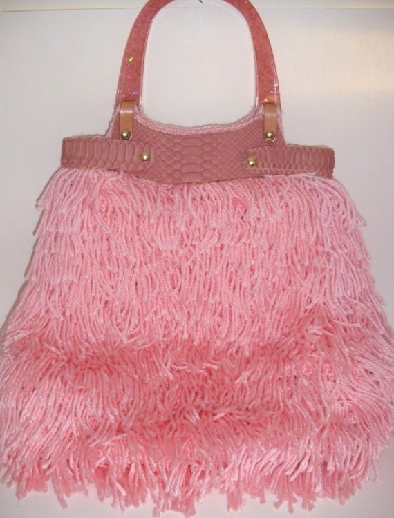 Gehäkelte Handtasche - Pastell Rosa Mit Python Schlangenleder Gehäkelte Handtasche - Pastell Rosa Mit Python Schlangenleder von GEGEDE