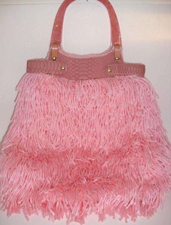 Gehäkelte Handtasche - Pastell Rosa Mit Python Schlangenleder von GEGEDE