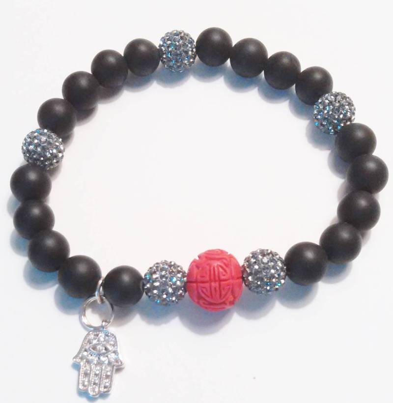Hamsa Charm Stretch Armband - Onyx Und Swarovski von GEGEDE