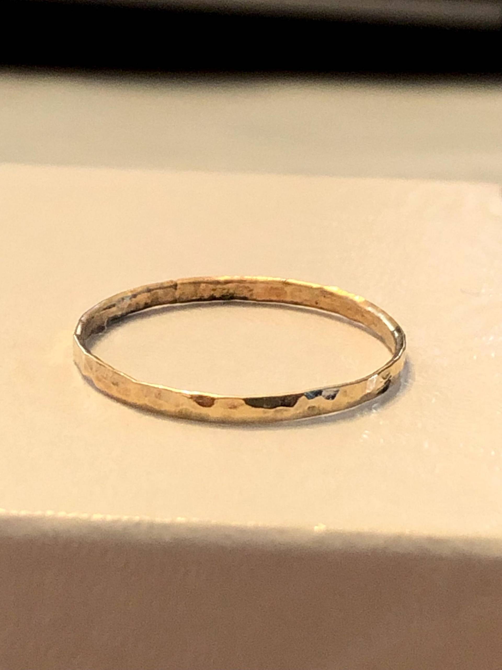 14K Gold Filled Stapelring Zierlicher Midi Knöchelring 14K Gold Filled Stapelring Zierlicher Midi Knöchelring von GEMFOREST