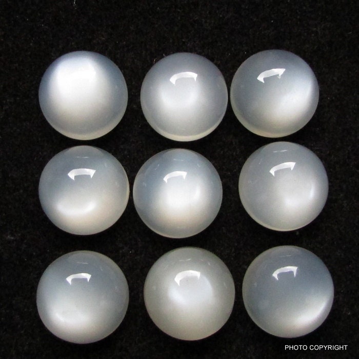 15 Mm Natur Mondstein Rund 15Mm Cabochon Weiß 15Mm Runde Gut Glanz Cabochon Best Deal Angebot von GEMSONLY