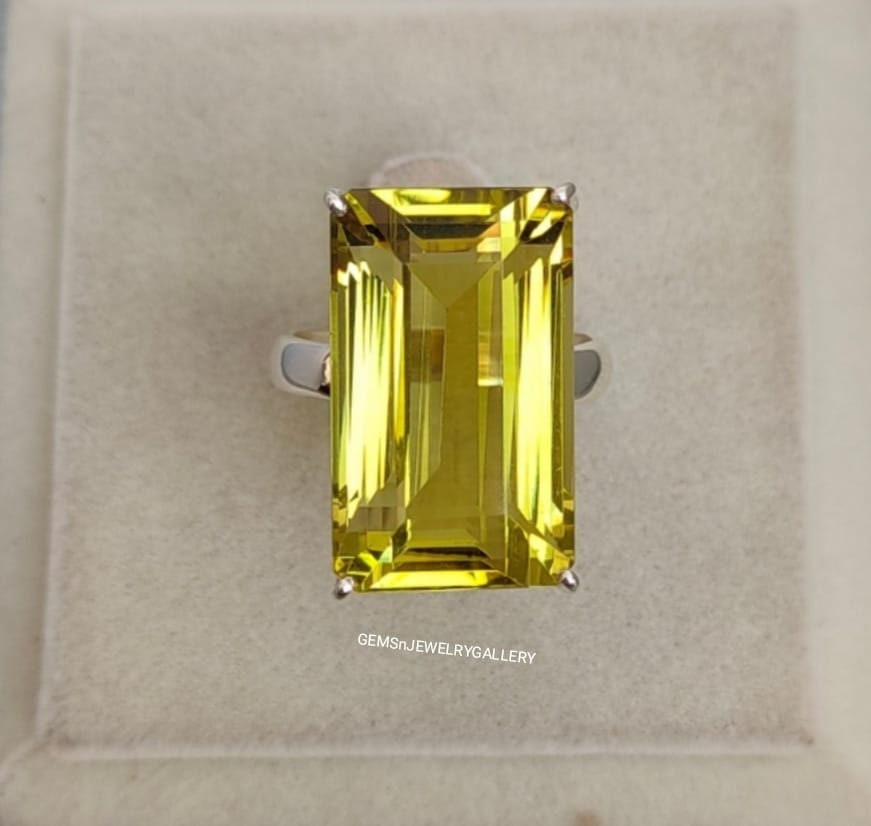 Großer Natürlicher Zitronentopas Ring, Massiver Silber Gelber Edelstein, 13×20mm Smaragdschliff Edelstein Jubiläumsring von GEMSnJEWELRYGALLERY