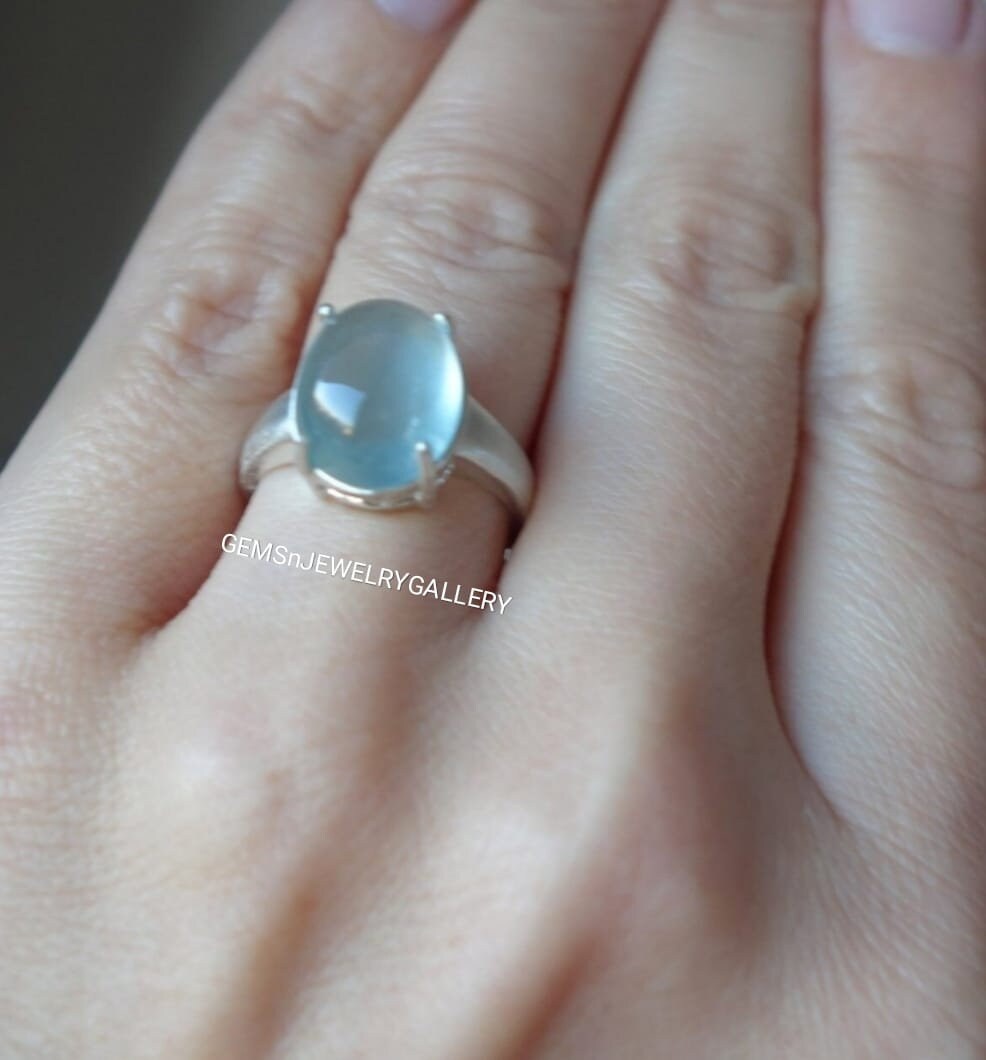 Mind Blowing Aquamarin Cabochon Ring, Massiver Silber März Geburtsstein Jahrestag Ring von GEMSnJEWELRYGALLERY